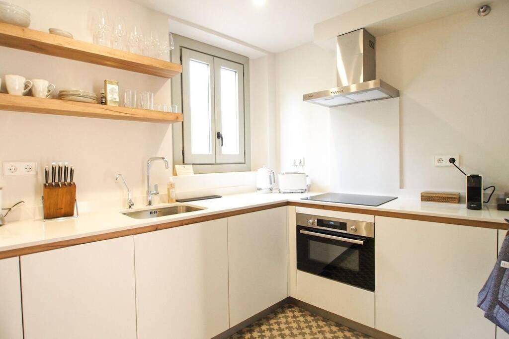 Velo Vern 1 Beautiful New Apartment 2 Bed Ensuite Girona Exterior photo